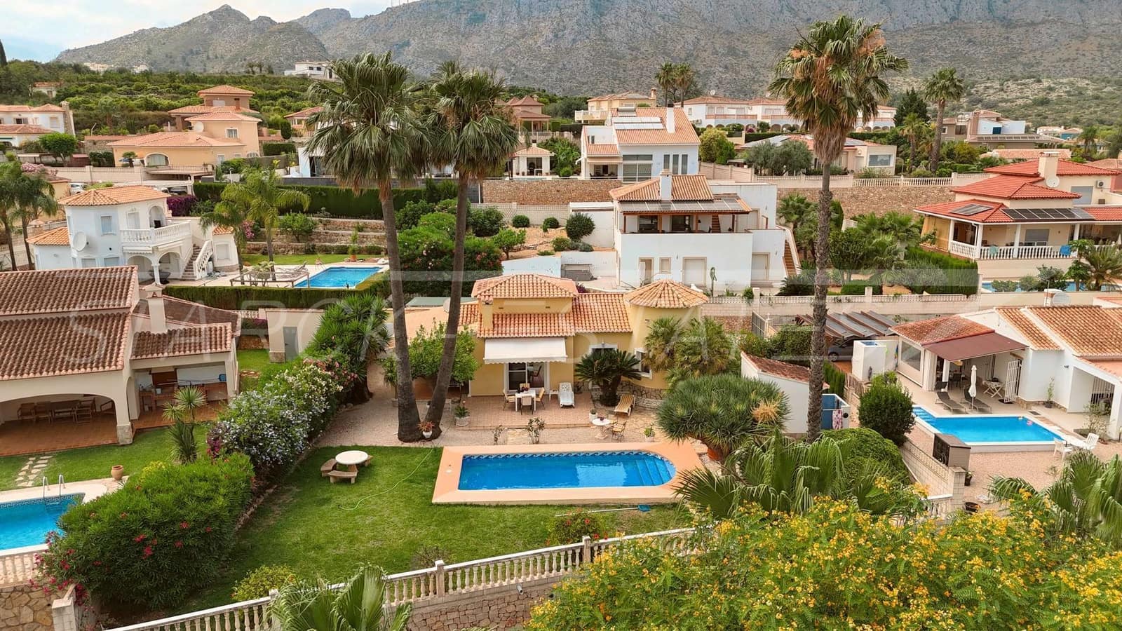 2 bedroom Villa for sale in Beniarbeig with pool - € 435,000 (Ref: 9917612)