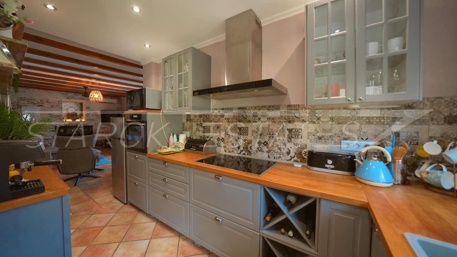 3 bedroom Villa for sale in Rafol de Almunia with pool garage - € 435,000 (Ref: 9926585)