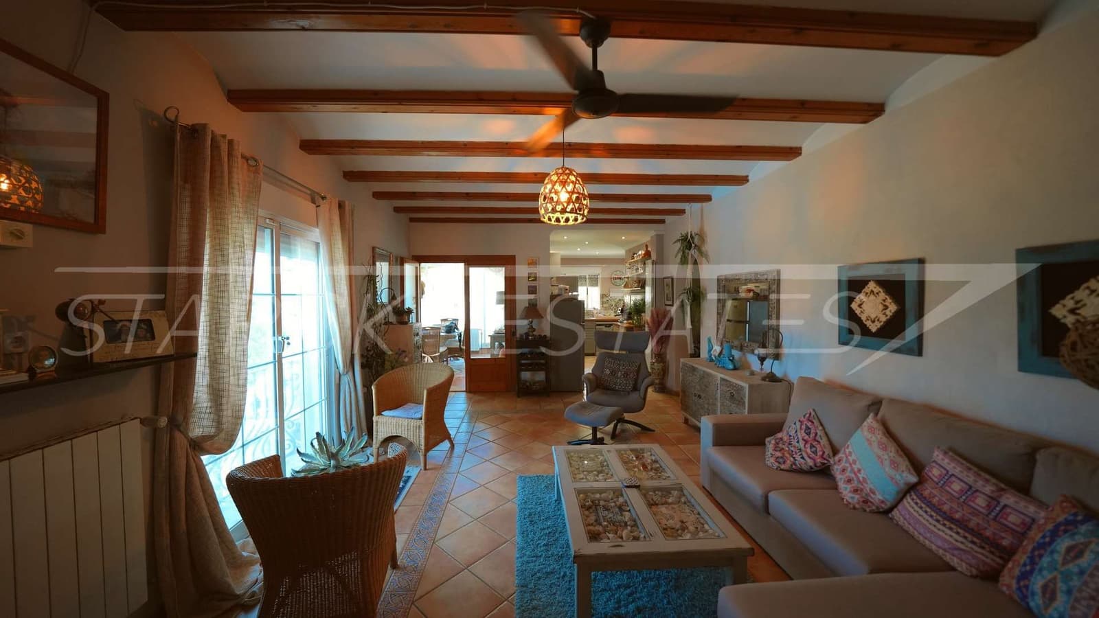 3 bedroom Villa for sale in Rafol de Almunia with pool garage - € 435,000 (Ref: 9926585)