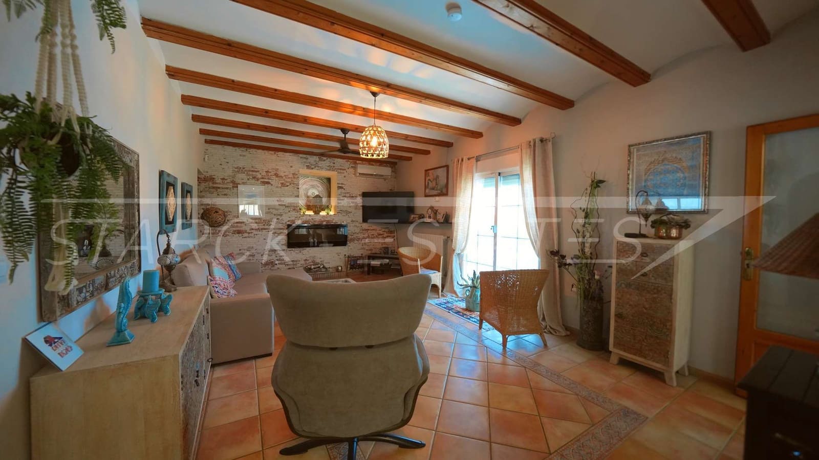 3 bedroom Villa for sale in Rafol de Almunia with pool garage - € 435,000 (Ref: 9926585)