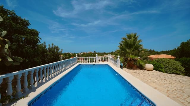 3 soverom Villa til salgs i Ráfol de Almunia med svømmebasseng garasje - € 435 000 (Ref: 9926585)
