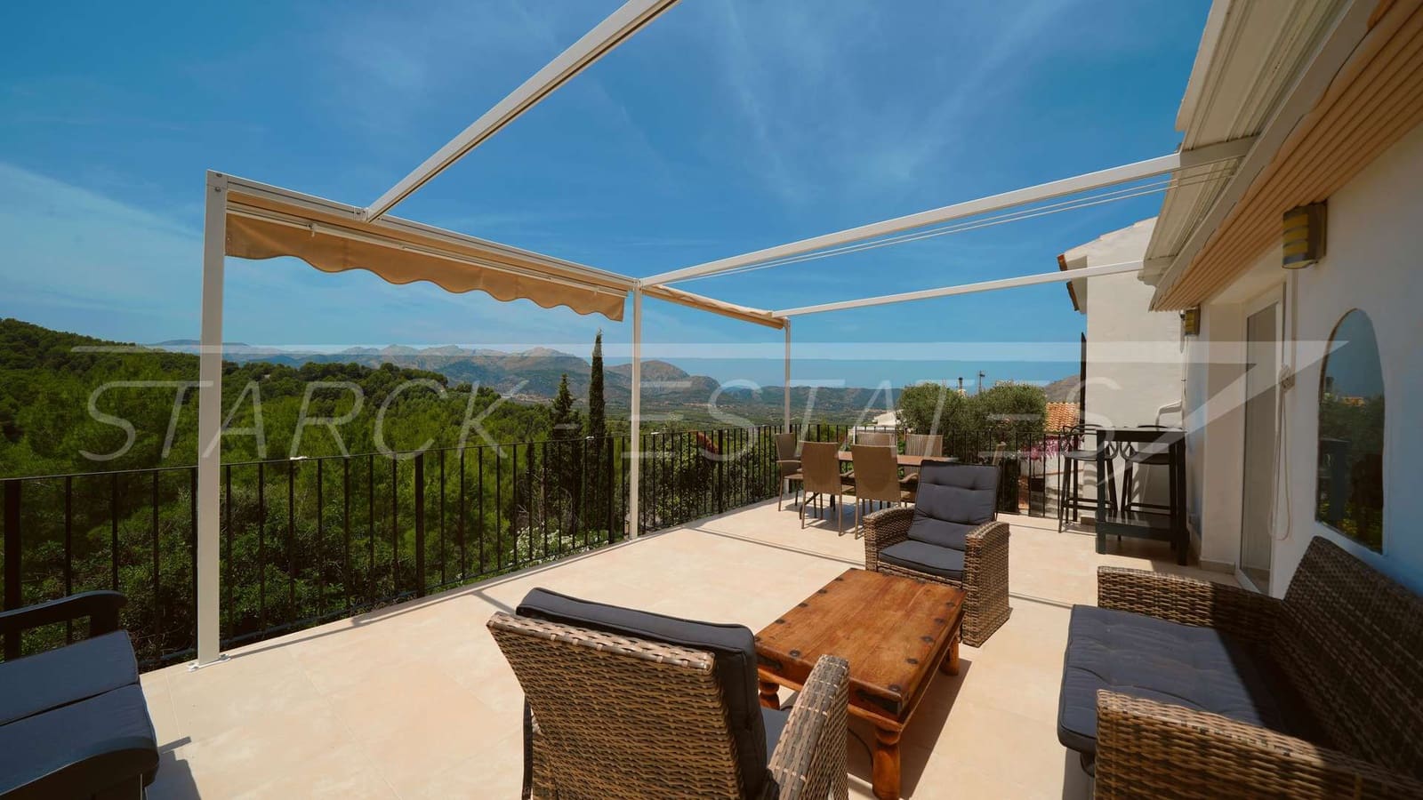 3 bedroom Villa for sale in Benidoleig - € 325,000 (Ref: 9926643)