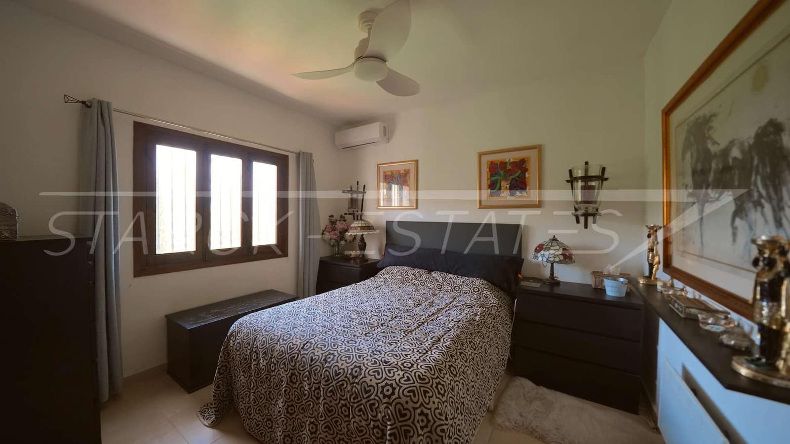 3 bedroom Villa for sale in Benidoleig - € 325,000 (Ref: 9926643)