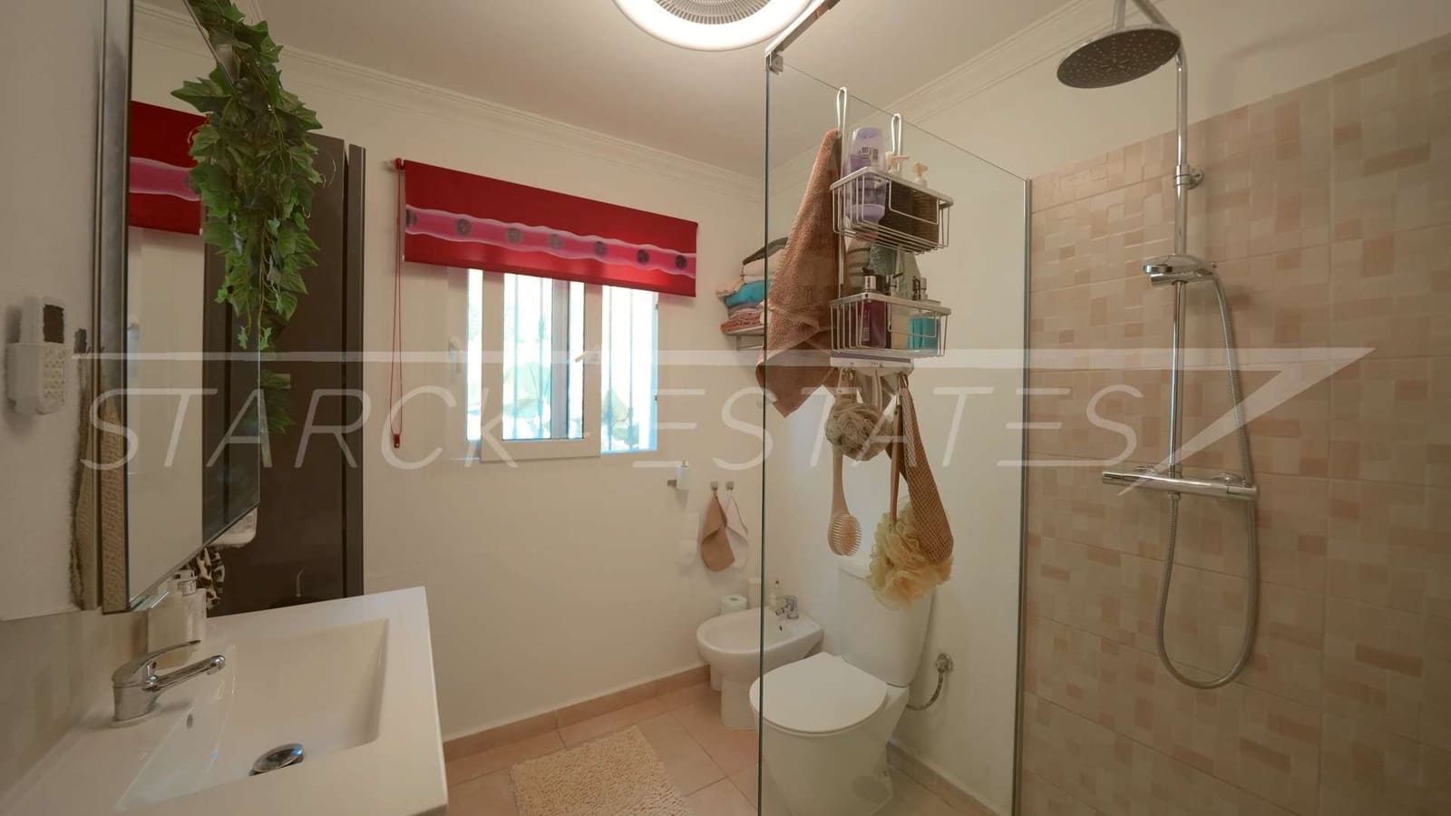 3 bedroom Villa for sale in Benidoleig - € 325,000 (Ref: 9926643)