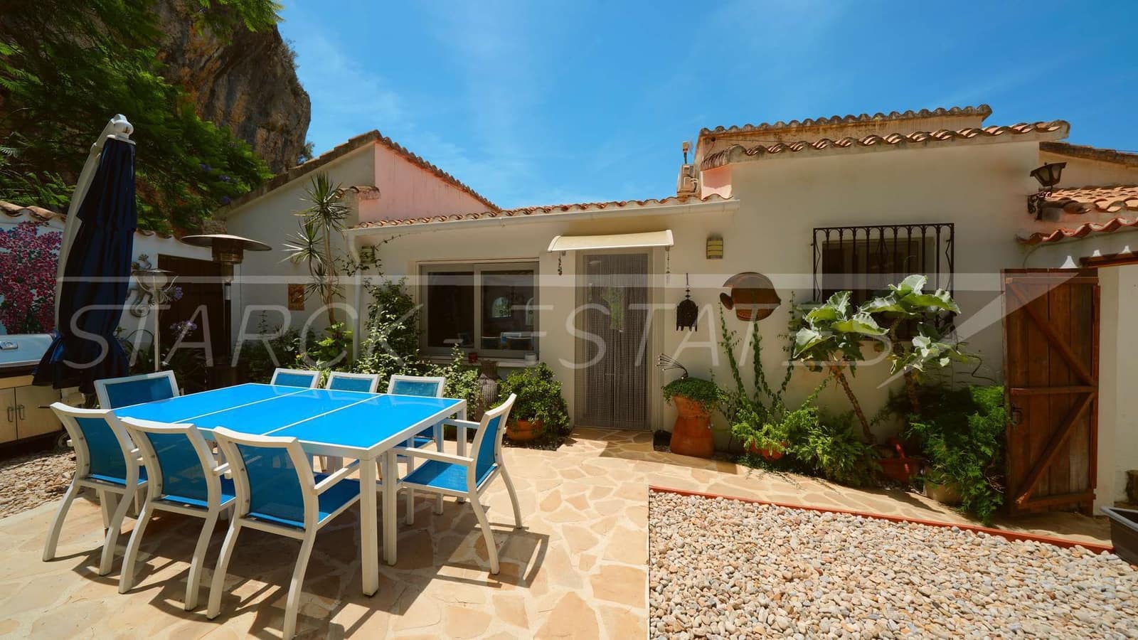 3 bedroom Villa for sale in Benidoleig - € 325,000 (Ref: 9926643)