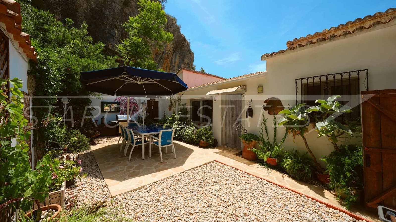 3 bedroom Villa for sale in Benidoleig - € 325,000 (Ref: 9926643)