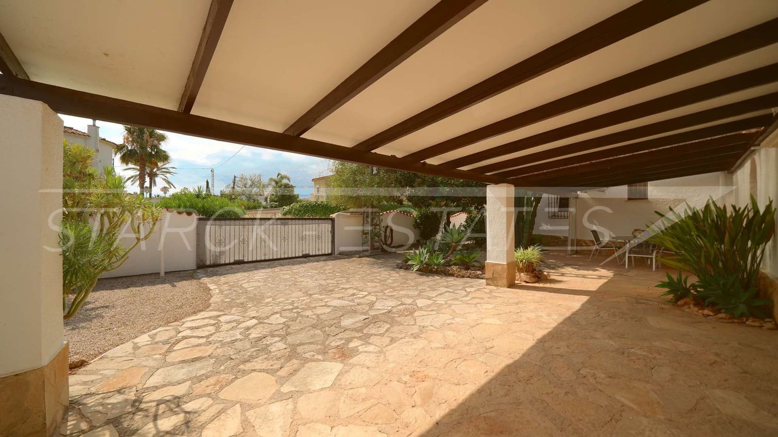 3 slaapkamer Villa te koop in Els Poblets met zwembad - € 499.000 (Ref: 9928374)