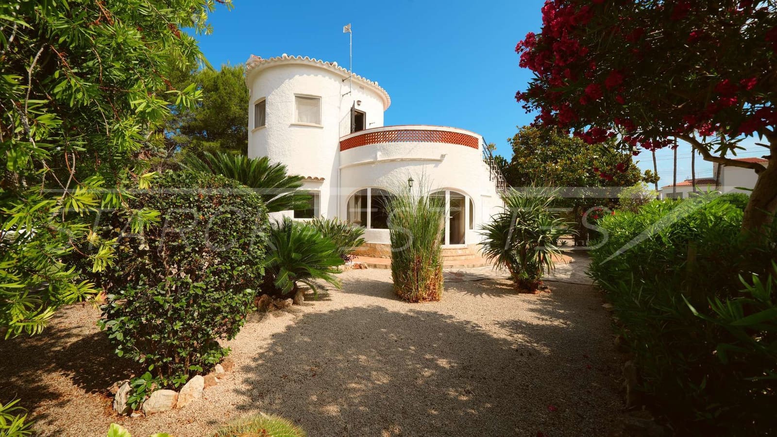 3 slaapkamer Villa te koop in Els Poblets met zwembad - € 499.000 (Ref: 9928374)