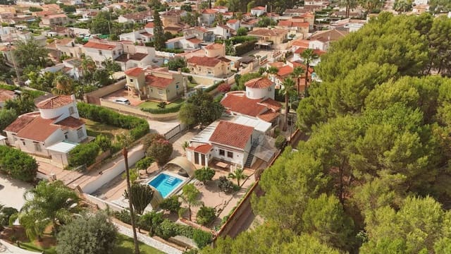 3 quarto Moradia para venda em Els Poblets com piscina - 499 000 € (Ref: 9928374)