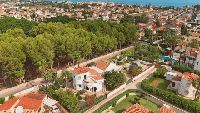 3 quarto Moradia para venda em Els Poblets com piscina - 499 000 € (Ref: 9928374)