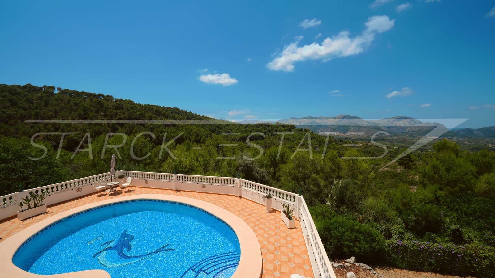 3 bedroom Villa for sale in Benidoleig with pool - € 475,000 (Ref: 9932437)