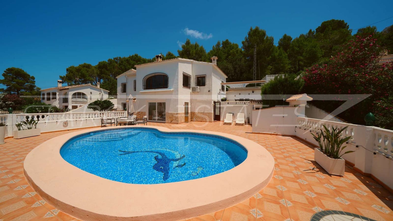 3 bedroom Villa for sale in Benidoleig with pool - € 475,000 (Ref: 9932437)