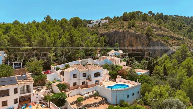 3 soverom Villa til salgs i Benidoleig med svømmebasseng - € 475 000 (Ref: 9932437)