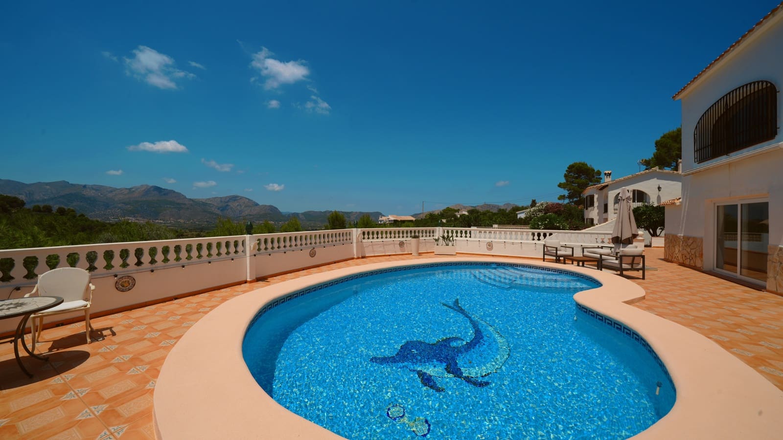3 bedroom Villa for sale in Benidoleig with pool garage - € 475,000 (Ref: 9932437)