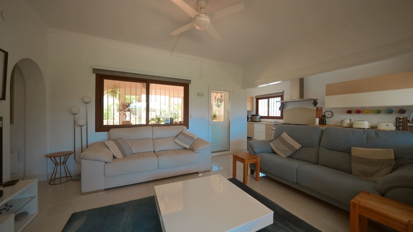 3 bedroom Villa for sale in Benidoleig with pool garage - € 475,000 (Ref: 9932437)