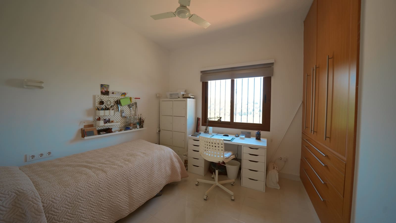 3 bedroom Villa for sale in Benidoleig with pool garage - € 475,000 (Ref: 9932437)