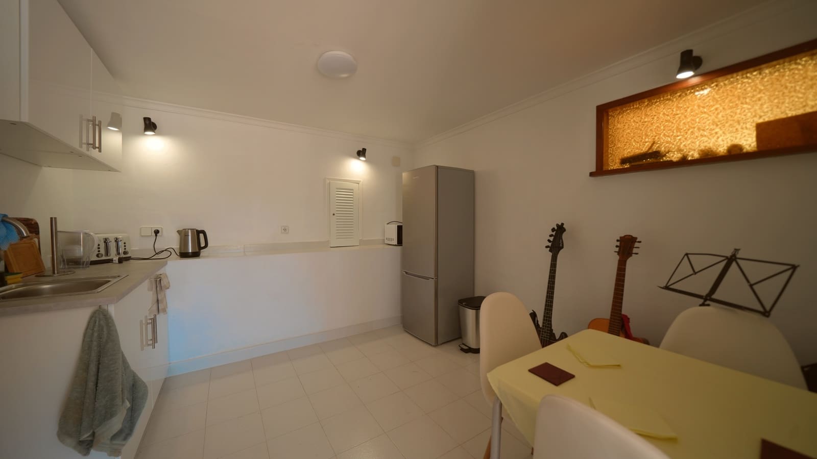 3 bedroom Villa for sale in Benidoleig with pool garage - € 475,000 (Ref: 9932437)