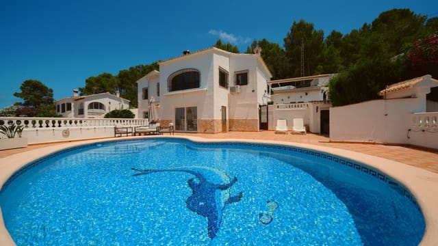 3 Zimmer Villa zu verkaufen in Benidoleig mit Pool Garage - 475.000 € (Ref: 9932437)