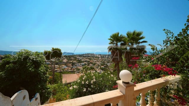 4 soverom Villa til salgs i Benissa med svømmebasseng garasje - € 760 000 (Ref: 9955437)