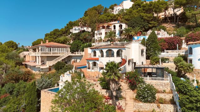 4 quarto Moradia para venda em Benissa com piscina garagem - 760 000 € (Ref: 9955437)