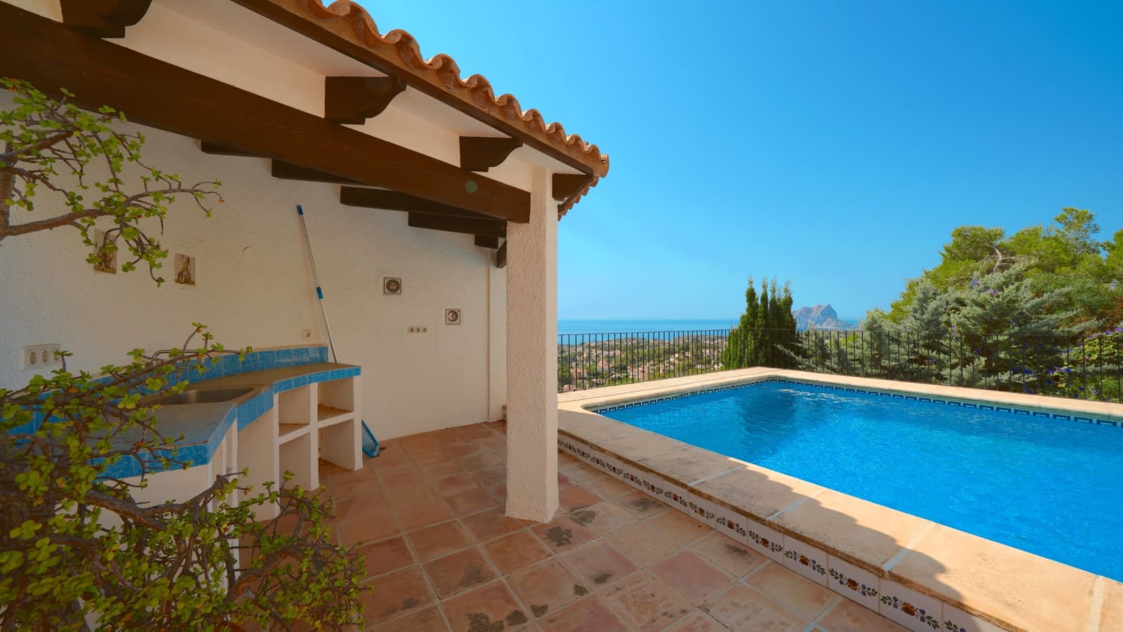 4 slaapkamer Villa te koop in Benissa met zwembad garage - € 760.000 (Ref: 9955437)