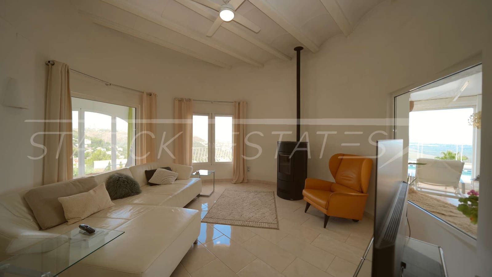 3 makuuhuone Huvila myytävänä paikassa Monte Pego mukana uima-altaan - 545 000 € (Ref: 9964555)