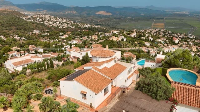 3 Zimmer Villa zu verkaufen in Monte Pego, Pego mit Pool - 545.000 € (Ref: 9964555)