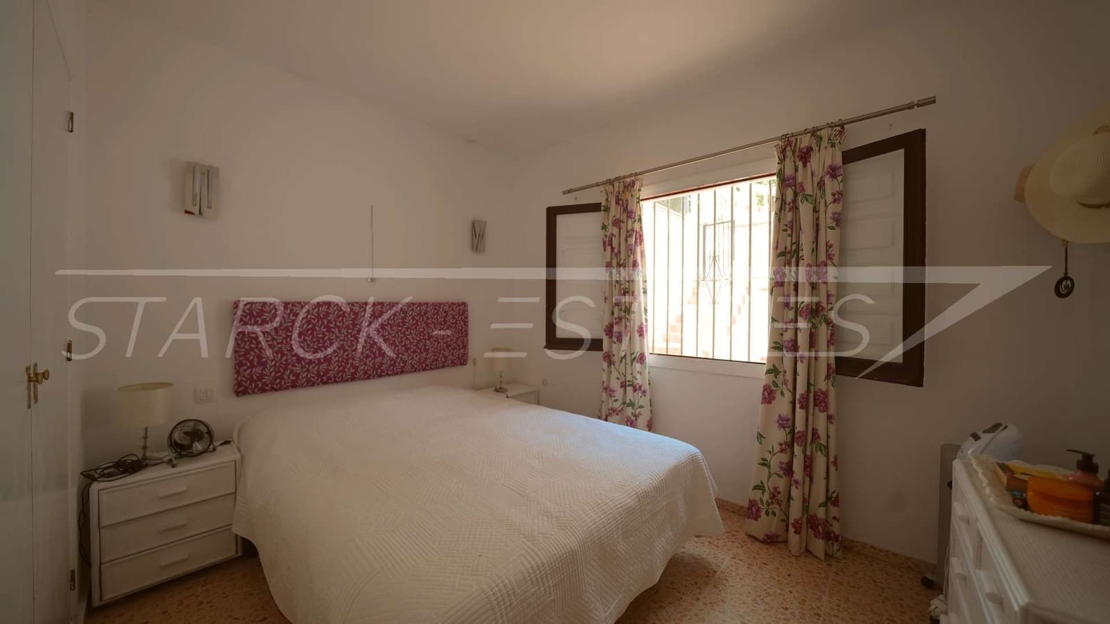 4 slaapkamer Villa te koop in L'Atzuvia met zwembad - € 350.000 (Ref: 9964598)