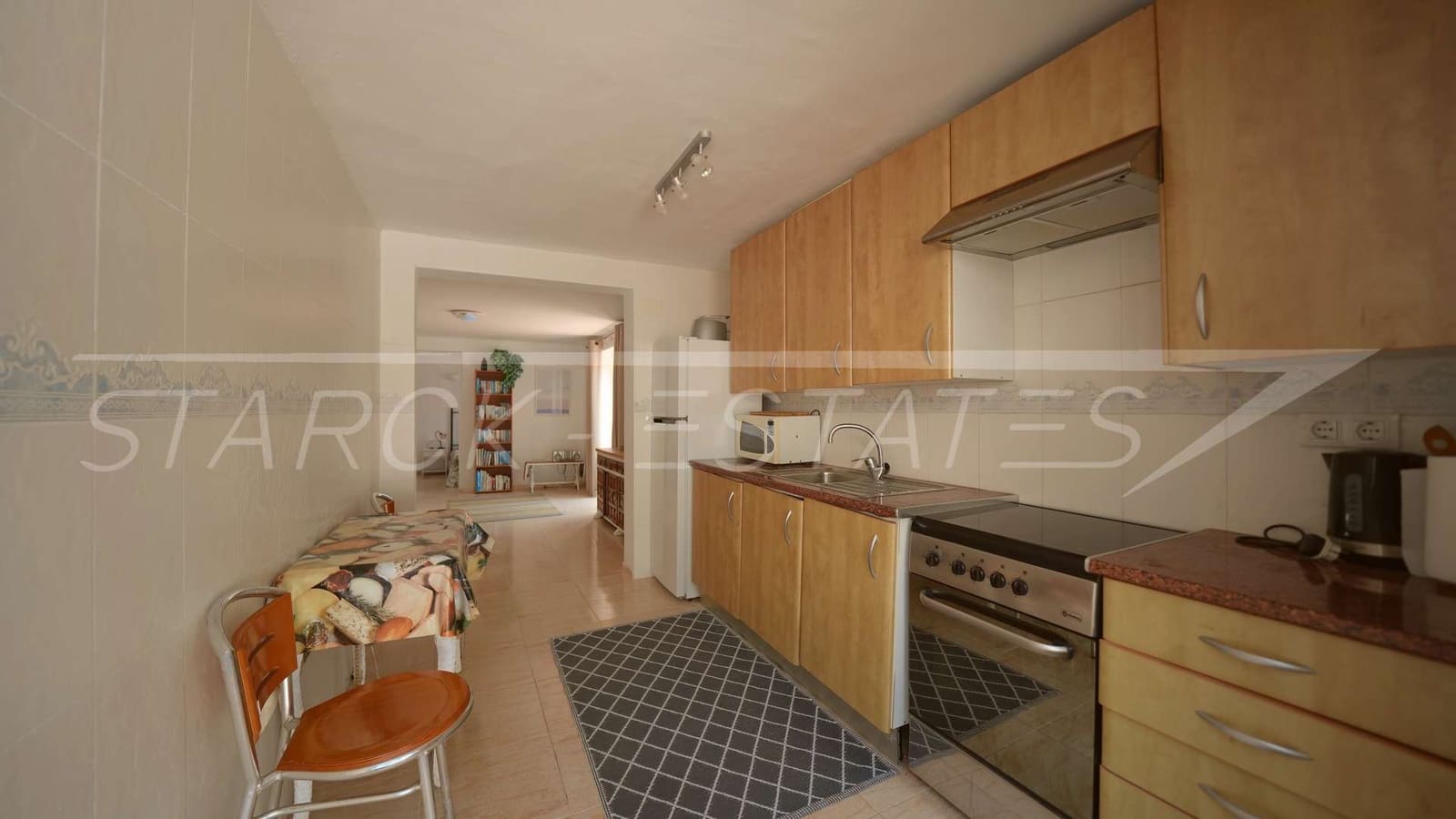 4 slaapkamer Villa te koop in L'Atzuvia met zwembad - € 350.000 (Ref: 9964598)