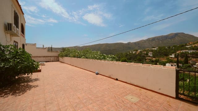 4 soverom Villa til salgs i Adsubia, Javea / Xàbia med svømmebasseng - € 350 000 (Ref: 9964598)