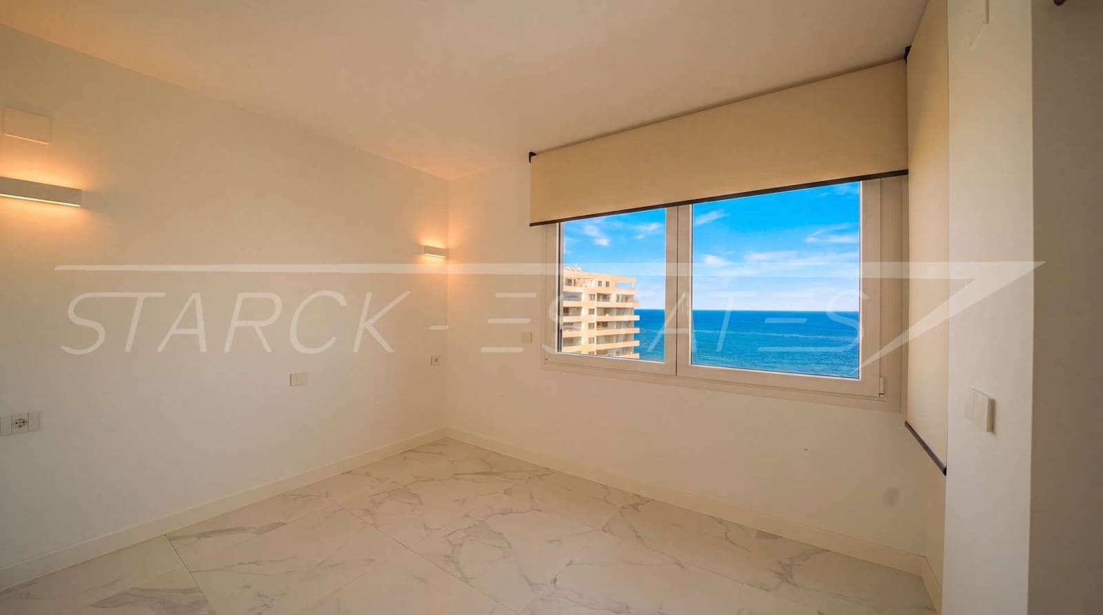 Apartamento de 2 habitaciones en Orihuela Costa en venta con piscina - 540.000 € (Ref: 9977933)