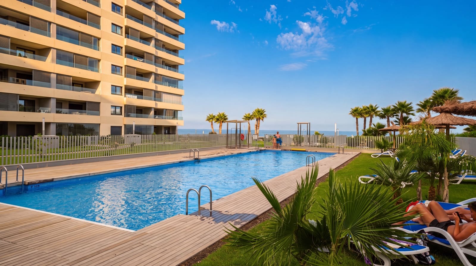 2 bedroom Apartment for sale in Punta Prima with pool garage - € 540,000 (Ref: 9977933)