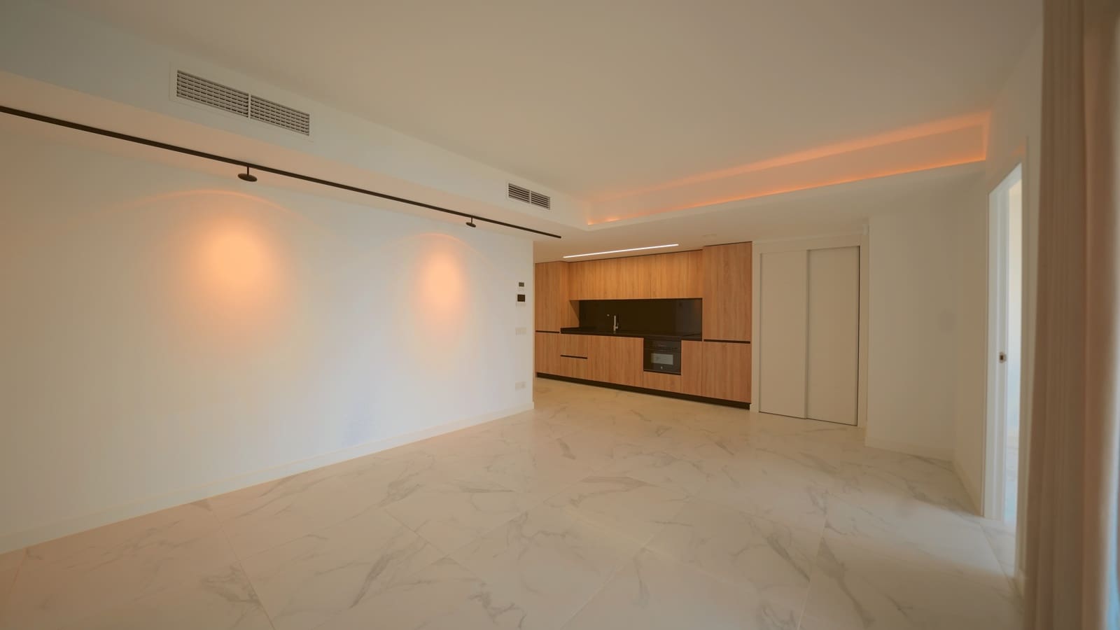 2 bedroom Apartment for sale in Punta Prima with pool garage - € 540,000 (Ref: 9977933)