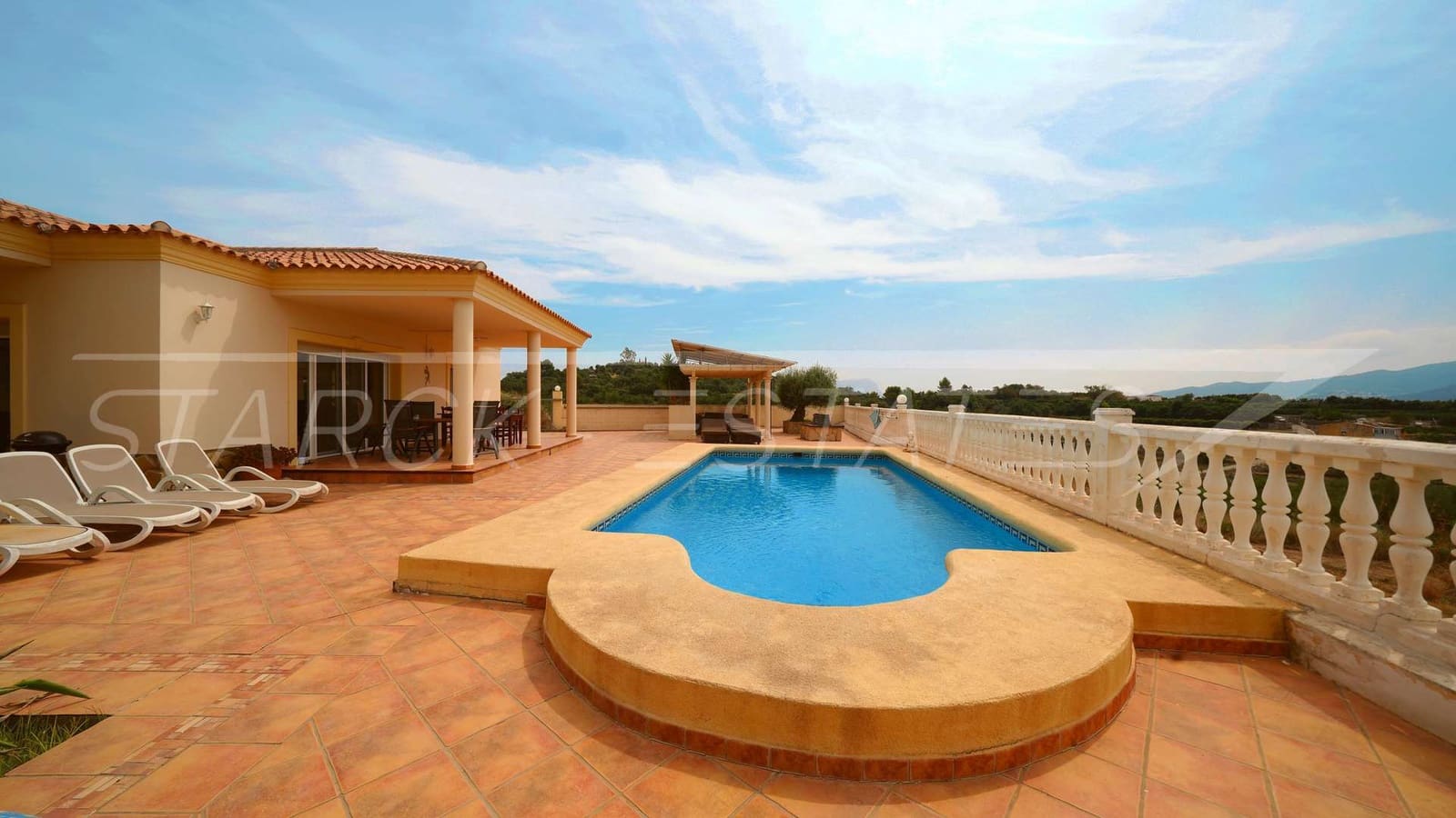 4 Zimmer Villa zu verkaufen in Sanet i Negrals mit Pool - 695.000 € (Ref: 9999300)