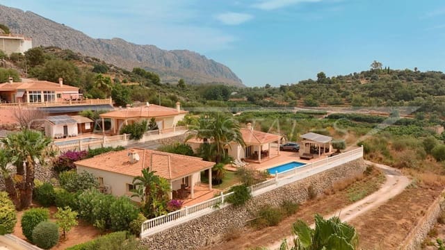 4 Zimmer Villa zu verkaufen in Sanet i Negrals mit Pool - 695.000 € (Ref: 9999300)