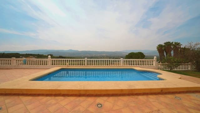 4 quarto Moradia para venda em Sanet i Negrals com piscina - 695 000 € (Ref: 9999300)