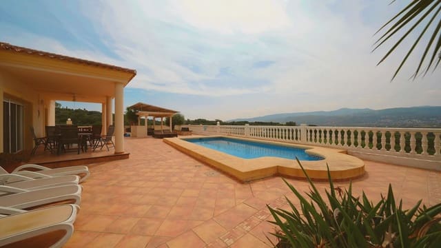 4 quarto Moradia para venda em Sanet i Negrals com piscina - 695 000 € (Ref: 9999300)