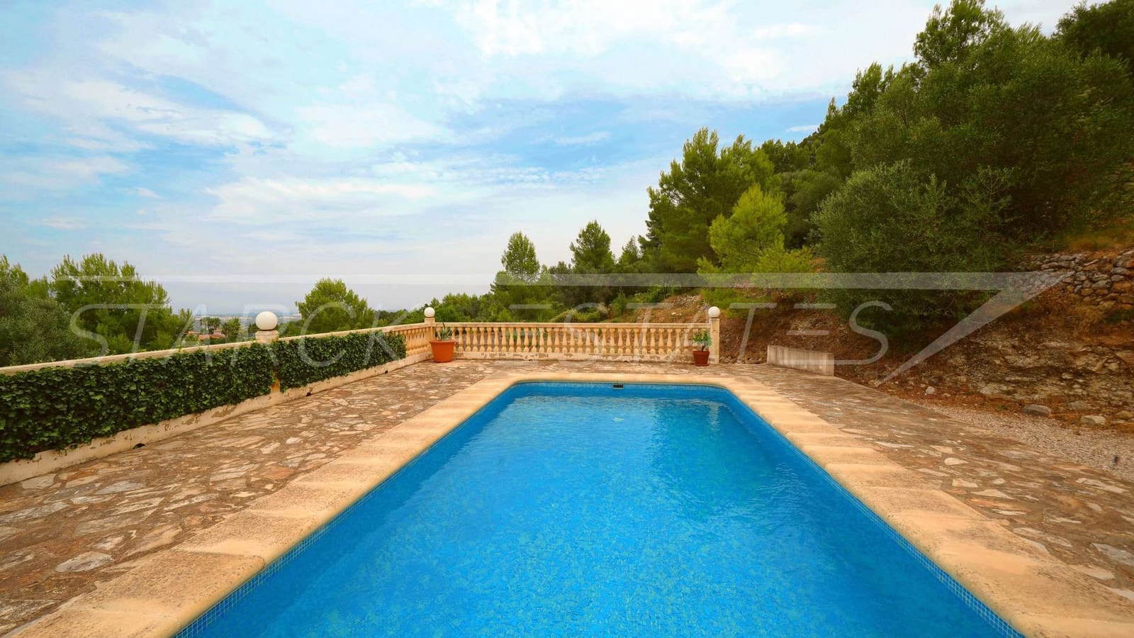 2 sypialnia Finka/Dom wiejski na sprzedaż w Benidoleig z basenem garażem - 650 000 € (Ref: 9999301)