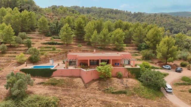 2 soverom Finca/Herregård til salgs i Benidoleig med svømmebasseng garasje - € 650 000 (Ref: 9999301)