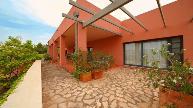 2 sypialnia Finka/Dom wiejski na sprzedaż w Benidoleig z basenem garażem - 650 000 € (Ref: 9999301)
