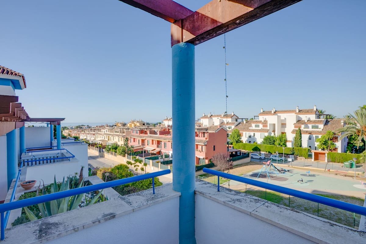 5 bedroom Townhouse for sale in Bel-Air with pool garage - € 609,999 (Ref: 10166901)