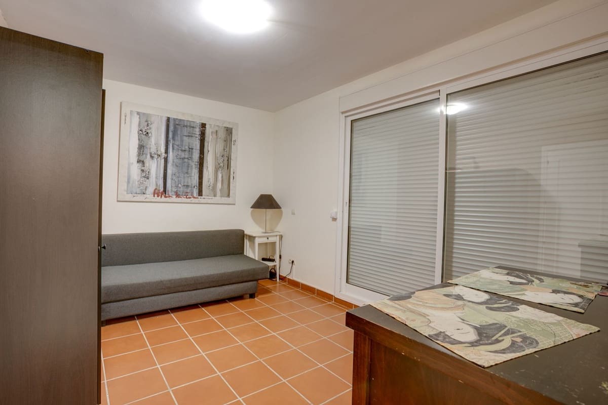 5 bedroom Townhouse for sale in Bel-Air with pool garage - € 609,999 (Ref: 10166901)