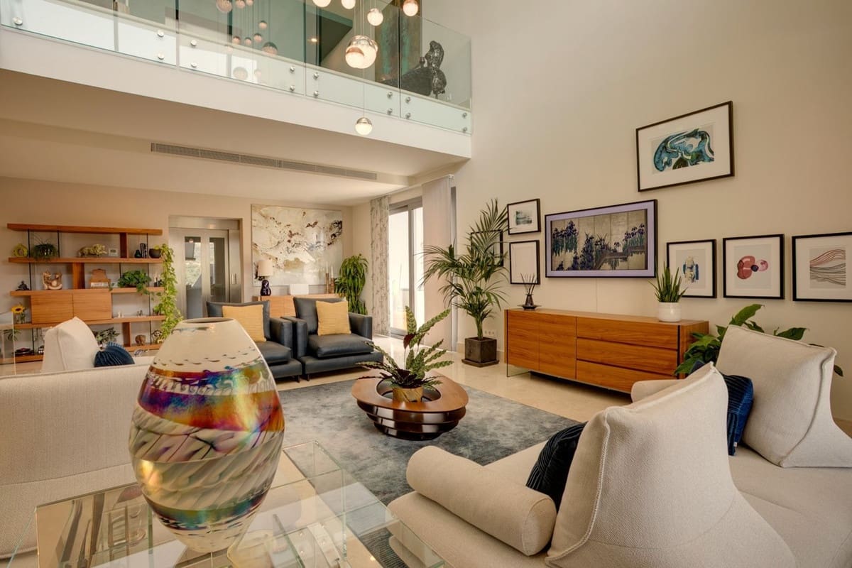6 bedroom Villa for sale in Benahavis with pool garage - € 3,995,000 (Ref: 10166904)