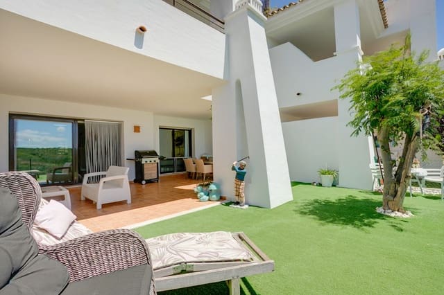 Apartamento de 2 habitaciones en Bahia de Casares, Casares en venta con piscina garaje - 380.000 € (Ref: 10166908)