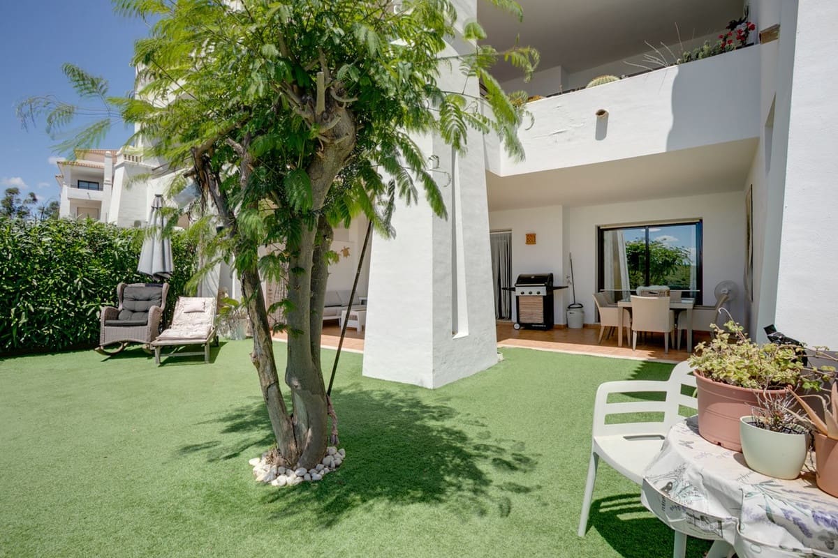 2 soveværelse Lejlighed til salg i Bahia de Casares med swimmingpool garage - € 380.000 (Ref: 10166908)