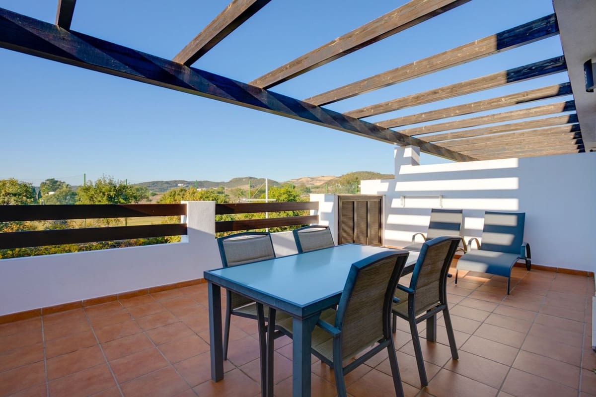 2 sovrum Kommersiell till salu i Estepona med pool - 149 000 € (Ref: 8008947)