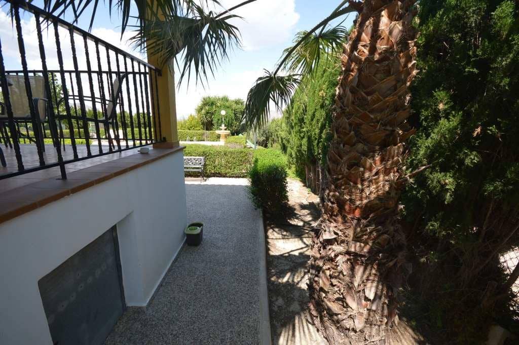 2 sovrum Villa att hyra i Bigastro med pool - 800 € (Ref: 5210555)