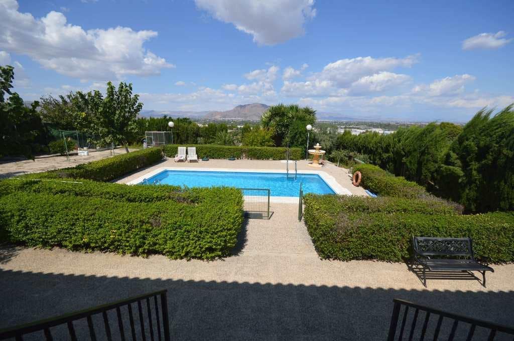 2 sovrum Villa att hyra i Bigastro med pool - 800 € (Ref: 5210555)