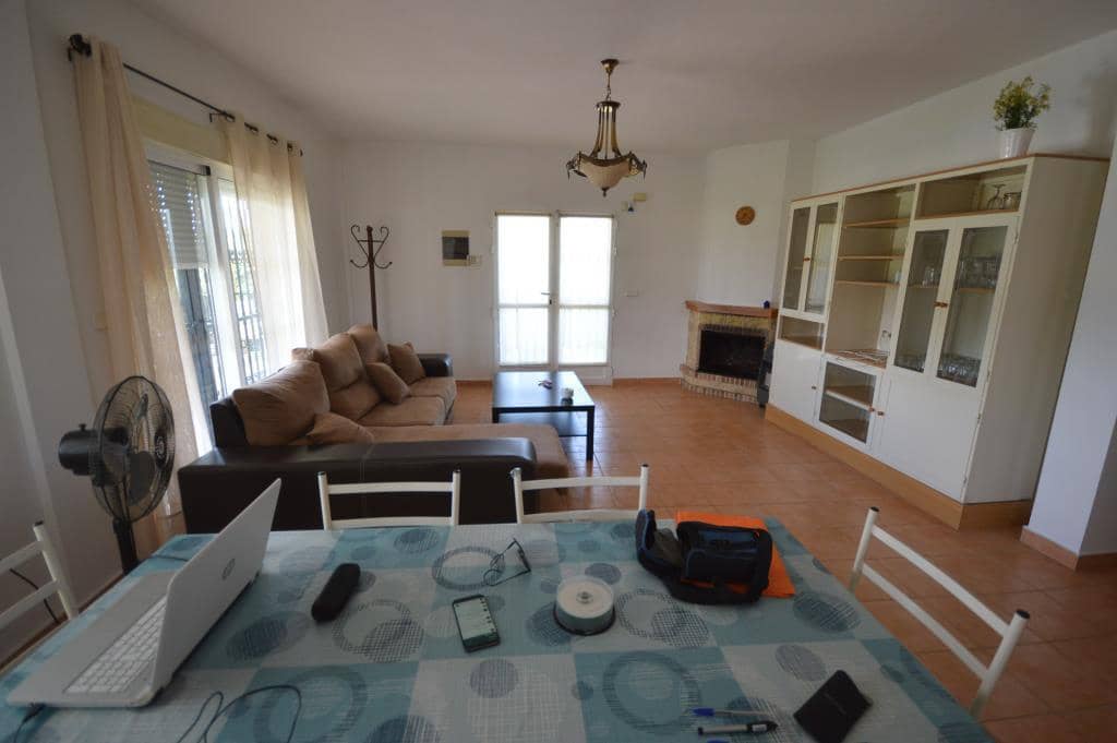 2 sovrum Villa att hyra i Bigastro med pool - 800 € (Ref: 5210555)