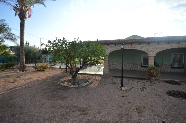 Chalet de 3 habitaciones en Aspe en alquiler con piscina - 1.200 € (Ref: 5704748)